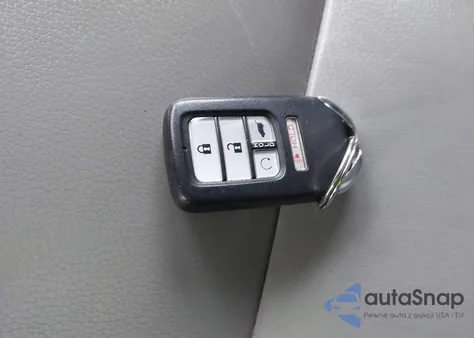 2017 Honda Pilot Touring из США, поврежденный, VIN 5FNYF6H90HB008541